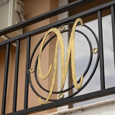 Hotel La Maison De Maria Constanţa